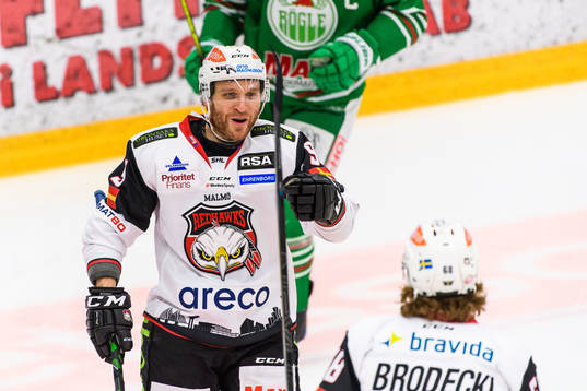 Malmö Redhawks Frederik Storm jublar