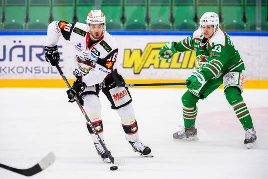 Malmö Redhawks Jesper Jensen och Rögles Niklas Hansson