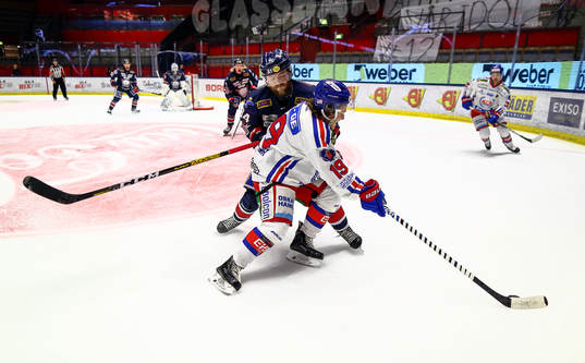 Oskarshamns Tyler Kelleher och Linköpings Jimmy Andersson