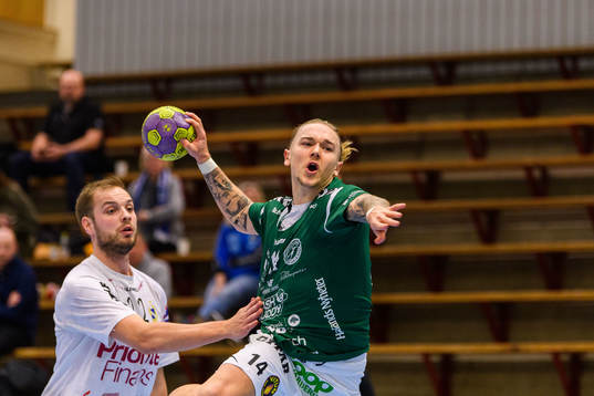 Redbergslids Eric Forsell Schefvert och Varbergs Hampus
