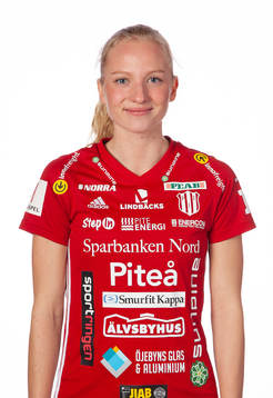Piteås Astrid Larsson poserar för ett porträtt den 17 mars 2020 i Piteå.