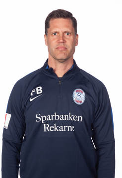 Eskilstunas assisterande tränare, Fredrik Bernhardsson poserar för ett porträtt den 19 mars 2020 i Eskilstuna.