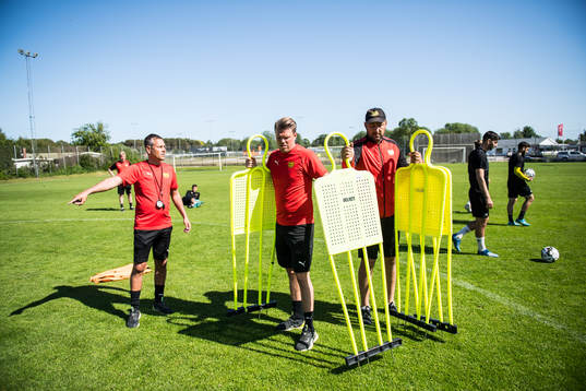 Mjällbys tränare Marcus Lantz, Christian Jardler och Juan Robledo