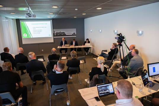 Rögles klubbdirektör Daniel Koch, ordförande Håkan