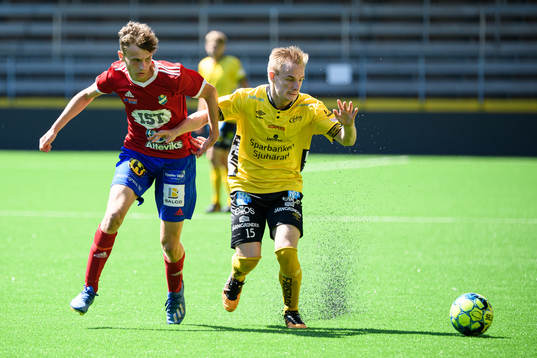 Östers Emil Wolff och Elfsborgs Mattias Mannerstål