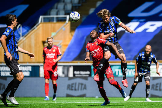 Djurgårdens Edward Chilufya och Sirius Tim Björkström