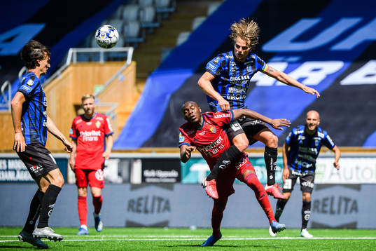 Djurgårdens Edward Chilufya och Sirius Tim Björkström