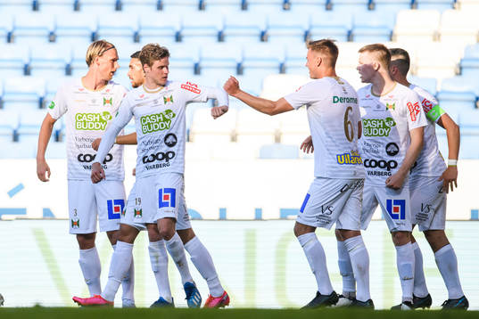 Varbergs spelare jublar