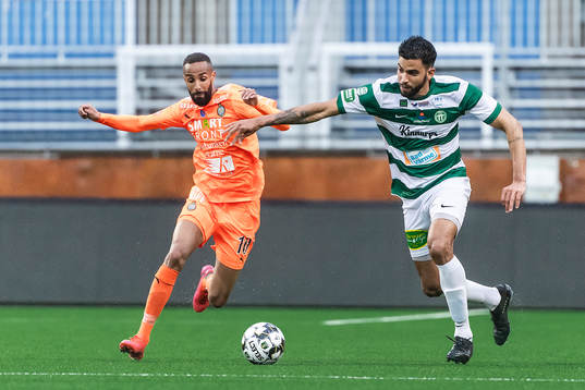 AFC Eskilstunas Ferid Ali och Västerås Pedro Ribeiro