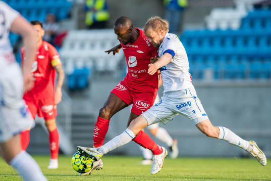 Gilbert Koomson of Brann and Christian Grindheim of