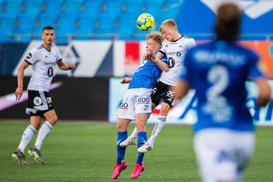 Ola Brynhildsen of Molde and Birger Solberg Meling of Rosenborg