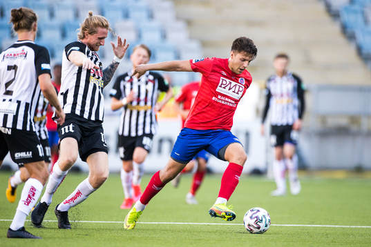 Sylvias Hampus Näsström och Karlslunds Christer Lipovac