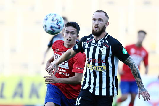 Karlslunds Sebastian Loyola och Sylvias Max Olsson
