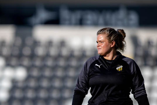 Häckens tränare Erika Faith