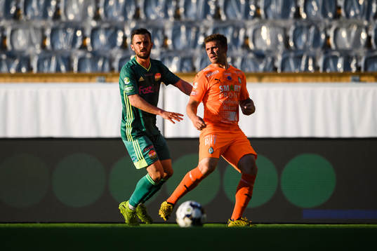 Dalkurds Kadir Hodzic och AFC Eskilstunas Jesper Manns