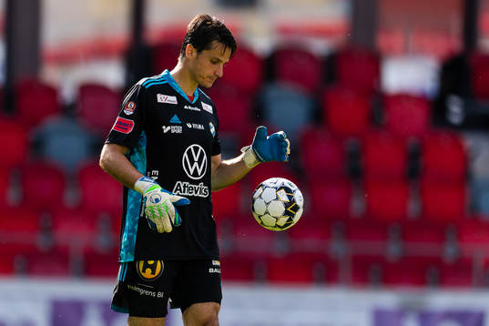 Östers målvakt Damir Mehic