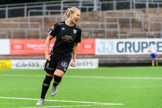 Göteborgs Rebecka Blomqvist jublar