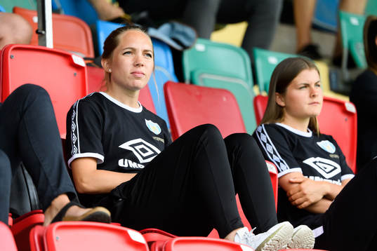 Göteborgs Elin Rubensson på läktaren