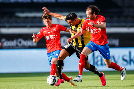 Helsingborgs Max Svensson och Mikkel Mix Diskerud