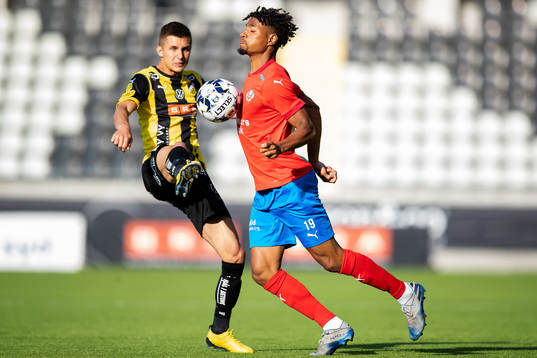 Häckens Leo Bengtsson och Helsingborgs Joseph Ceesay