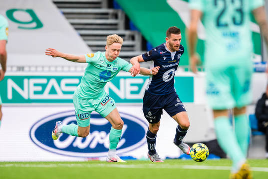 Ola Brynhildsen of Molde and Bendik Bye of Kristiansund