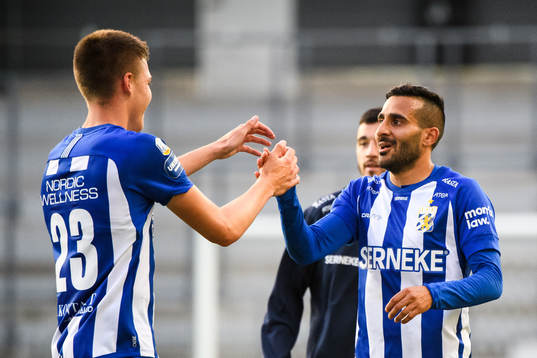 IFK Göteborgs Emil Holm och Sargon Abraham jublar