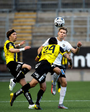 Häckens Leonard Zuta och Örebros Jake Larsson