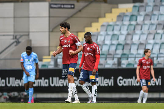 Örgrytes Oliver Stanisic jublar