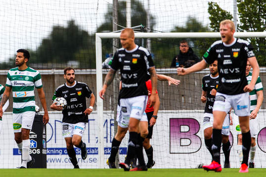 GAIS Mervan Celik jublar efter 2-1