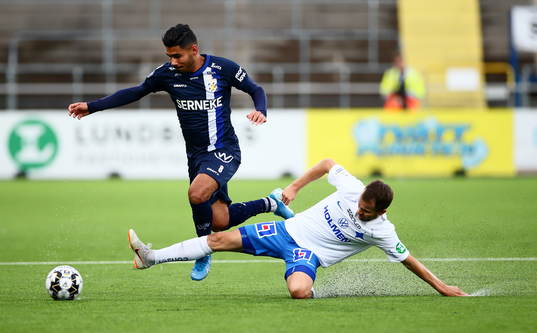 IFK Norrköpings Andreas Blomqvist och IFK Göteborgs Hosam