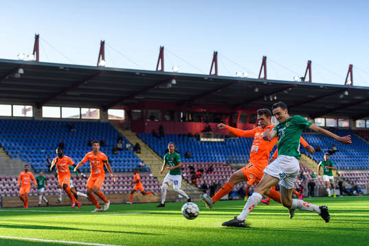Jönköpings Jetmir Haliti och AFC Eskilstunas Jesper Manns
