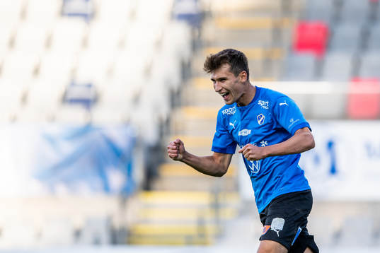 Halmstads Rasmus Wiedesheim-Paul jublar efter 3-0