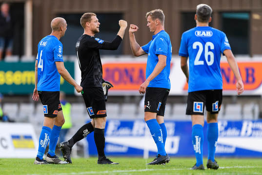 Halmstads målvakt Malkolm Nilsson Säfqvist och Alexander