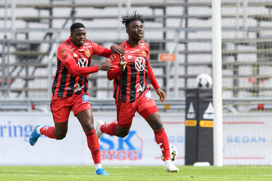 Östersunds Jordan Attah Kadiri  jublar