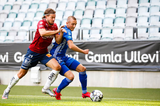 Örgrytes Danny Ervik och Sundsvalls Dennis Olsson