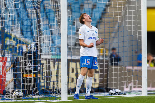 IFK Norrköpings Ísak Bergmann Jóhannesson jublar