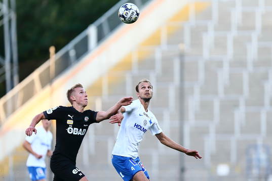 Örebros David Seger och IFK Norrköpings Lars Krogh Gerson