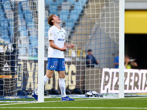 IFK Norrköpings Ísak Bergmann Jóhannesson jublar