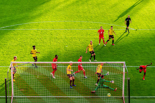 Gilbert Koomson of Brann scores the 1-1 goal behind