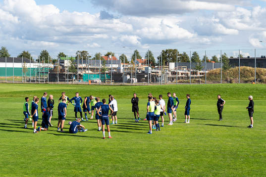 Ängelholms spelare samlas