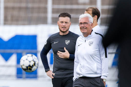 IFK Norrköpings assisterande tränare Kim Hellberg och Stefan Hellberg