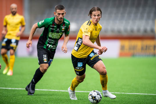 Elfsborgs Simon Olsson och Varbergs Erion Sadiku