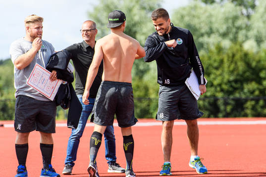 Rögles J18 tränare Almen Bibic