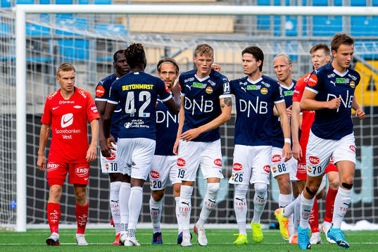 Taijo Teniste of Brann looks dejected
