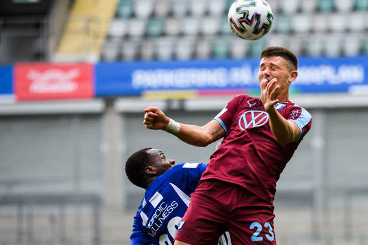 IFK Göteborgs Alhassan Yusuf Abdullahi och Malmö FFs