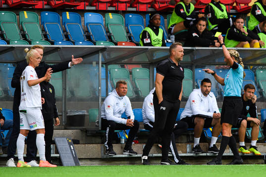 Rosengårds assisterande tränare Patrick Winqvist  och