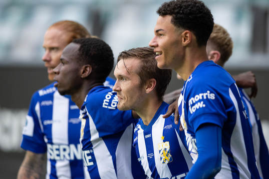 IFK Göteborgs Patrik Karlsson Lagemyr jublar med