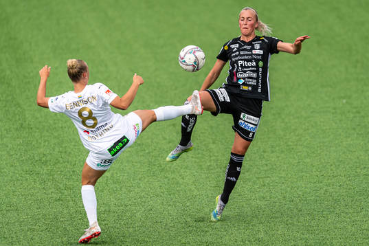 Rosengårds Hanna Bennison och Piteås Julia Karlenäs