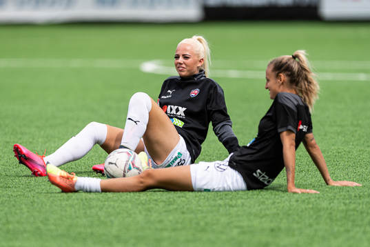 Rosengårds Sofie Svava och Nathalie Björn