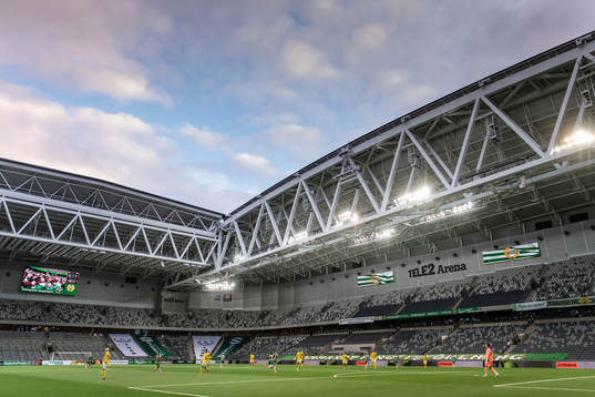 Spel på ett tomt Tele2 arena